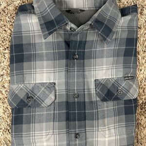 Eddie Bauer Mens Classic Fit Long Sleeve Plaid Shirt  Size Large Dark/Light Gray